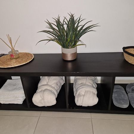 Au Spa De Llea Suite Retro Авиньон Екстериор снимка