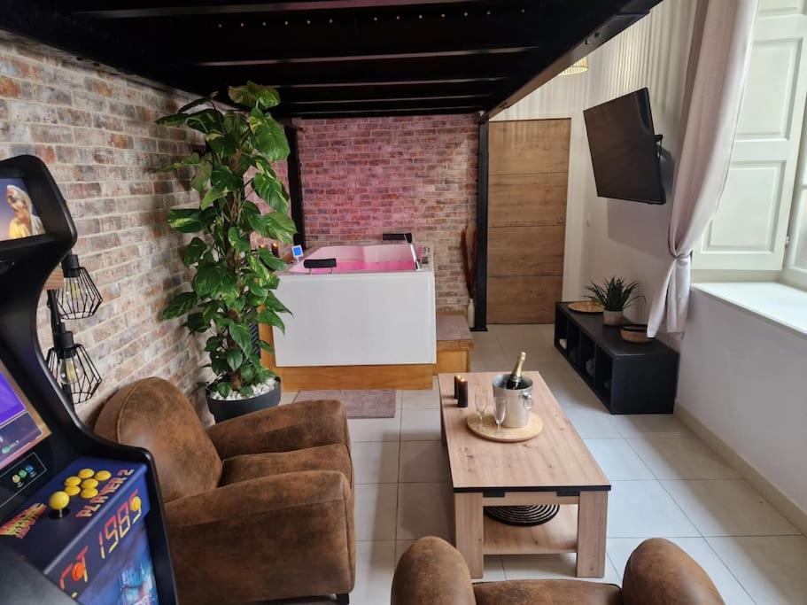 Au Spa De Llea Suite Retro Авиньон Екстериор снимка