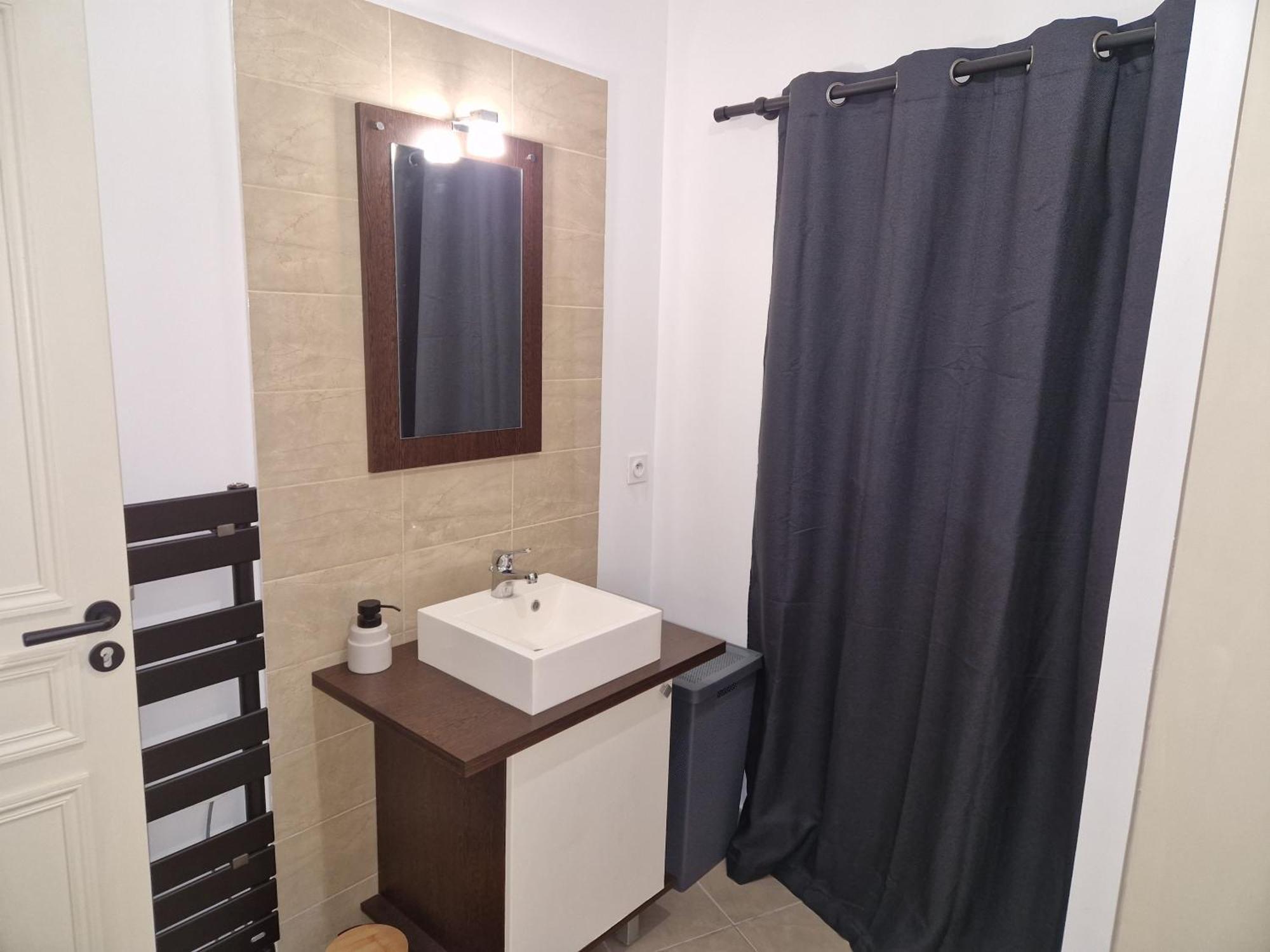 Au Spa De Llea Suite Retro Авиньон Екстериор снимка